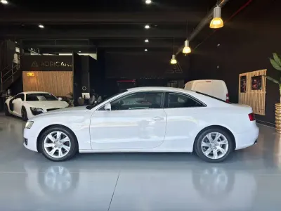 Usado Audi A5 Premium 179 CV (131 kW) 2009 Blanco Coupe