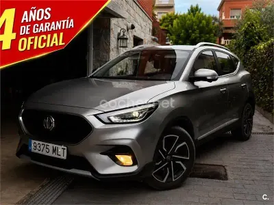 Usado MG ZS Luxury 111 CV (81 kW) 2023 Gris / plata SUV