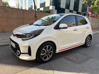 Usado Kia Picanto GT-Line 84 CV (61 kW) 2022 Blanco Utilitario