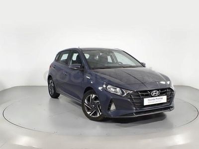 Usado Hyundai i20 84 HP (61 kW) 2022 Cinzento Citadino