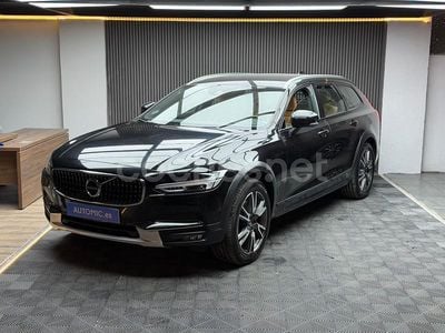 Negro Usado 2019 Volvo V90 CC Pro Familiar | 24.800 € (Precio justo)