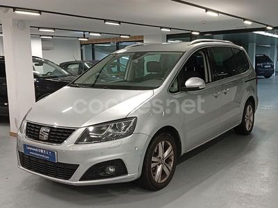 Gris / plata Usado 2022 Seat Alhambra Monovolumen | 21.900 € (Un poco caro)