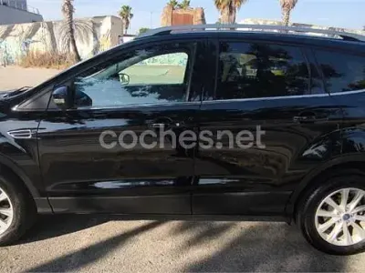 Usado Ford Kuga ST-Line 150 CV (110 kW) 2016 Negro SUV