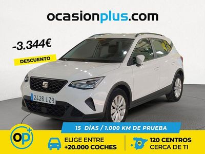 Usado Seat Arona Style 110 CV (80 kW) 2022 Blanco SUV