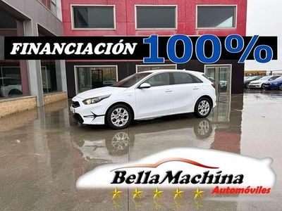 Usado Kia Ceed 101 CV (74 kW) 2022 Blanco Utilitario