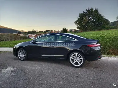 Usado Renault Laguna Coupé 150 CV (110 kW) 2009 Negro Coupe
