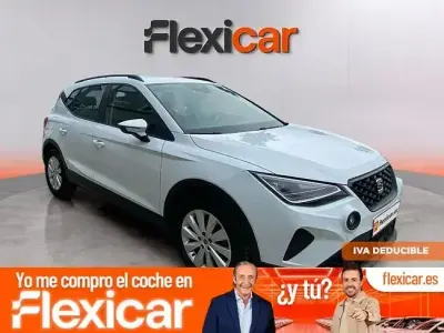 Usado Seat Arona Style 110 CV (80 kW) 2024 Blanco SUV