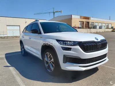 Usado Skoda Kodiaq SportLine 150 CV (110 kW) 2022 Blanco SUV