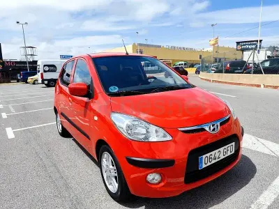 Usado Hyundai i10 Style 66 CV (48 kW) 2008 Rojo Utilitario