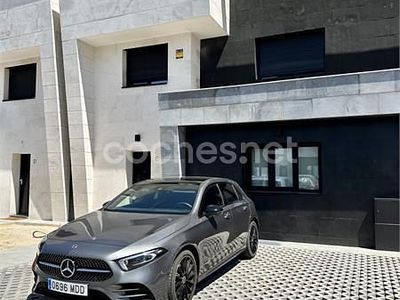 Usado Mercedes A250 218 CV (160 kW) 2023 Gris / plata Berlina