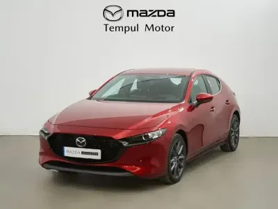 Używany Mazda 3 Center-Line 140 KM (102 kW) 2025 Otro Sedan/Limuzyna
