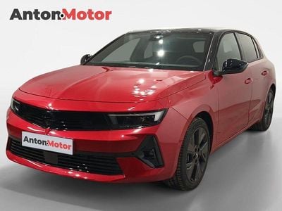 Rojo Usado 2024 Opel Astra | 34.179 € (Caro)