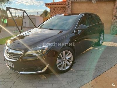 Usado Opel Insignia Excellence 136 CV (100 kW) 2016 Marrón Familiar