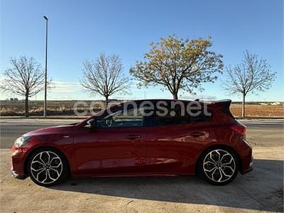 Usado Ford Focus ST-Line 150 CV (110 kW) 2020 Granate Berlina