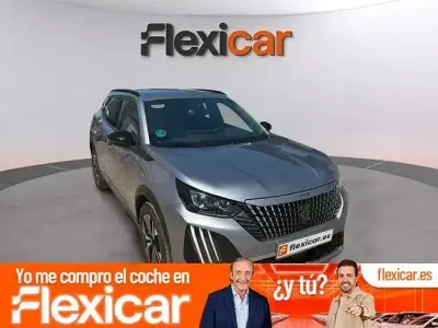 Usado Peugeot 2008 Allure 100 CV (73 kW) 2025 Gris SUV