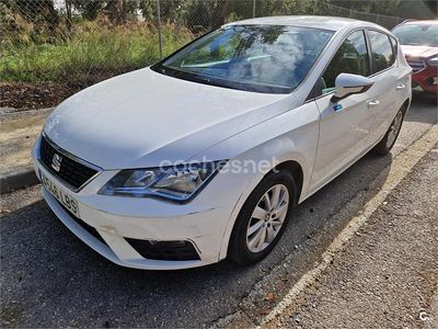 Usado Seat Leon Style 115 CV (84 kW) 2019 Blanco Berlina