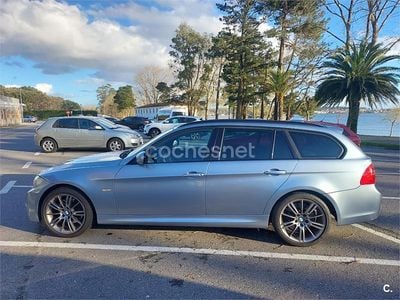 Usado BMW 330 245 CV (180 kW) 2010 Azul Familiar