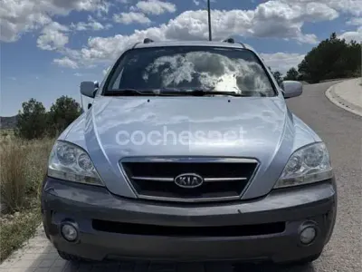 Usado Kia Sorento 140 CV (102 kW) 2005 Gris / plata SUV