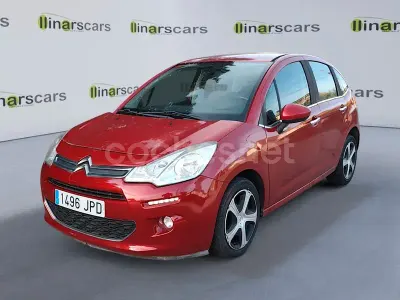 Usado Citroën C3 Live 68 CV (50 kW) 2016 Granate Berlina