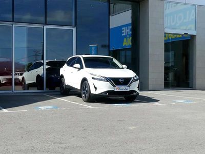 Begagnad Nissan Qashqai N-Connecta 140 HK (102 kW) 2023 Vit SUV