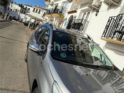 Usado Peugeot 2008 Active 110 CV (80 kW) 2017 Gris / plata SUV