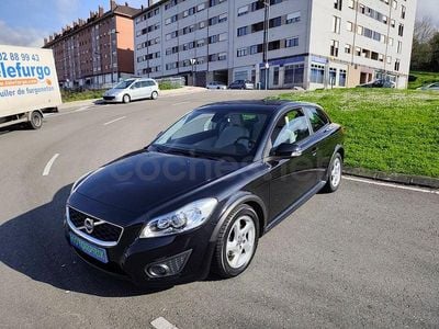 Begagnad Volvo C30 Momentum 115 HK (84 kW) 2012 Svart Halvkombi