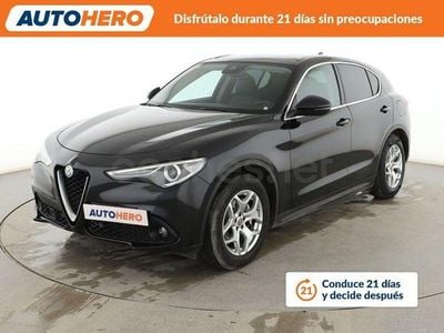 Usado Alfa Romeo Stelvio Super 190 CV (139 kW) 2020 Negro SUV