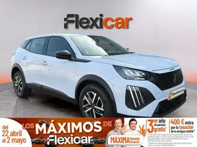 Używany Peugeot 2008 Active 100 KM (73 kW) 2023 Biały SUV