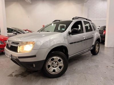 Usado Dacia Duster Ambiance 107 CV (78 kW) 2011 Gris / plata SUV