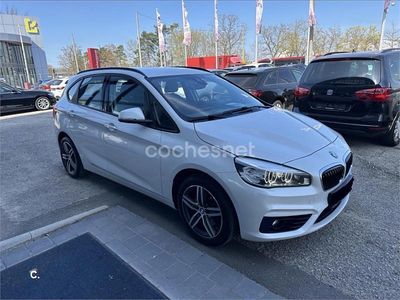 Usado BMW 218 Active Tourer 136 CV (100 kW) 2015 Blanco Monovolumen