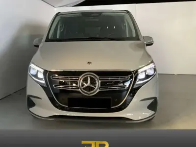 Usado Mercedes EQV300 150 kW (204 CV) 2024 Gris Van