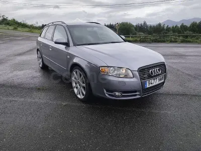 Usado Audi A4 233 CV (171 kW) 2006 Azul Familiar