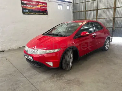 Usado Honda Civic Comfort 140 CV (102 kW) 2008 Negro Berlina