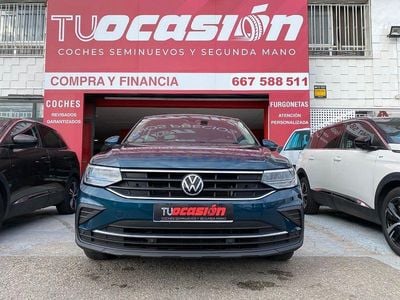 Usado VW Tiguan Life 122 CV (89 kW) 2021 Verde SUV
