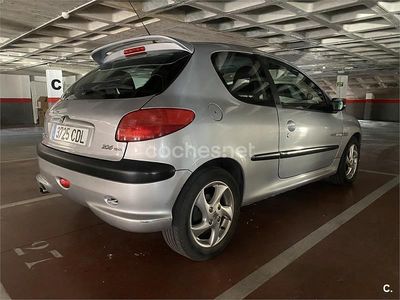 Gris / plata Usado 2003 Peugeot 206 Berlina | 2700 € (Un poco caro)