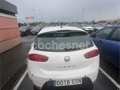 Używany Seat Leon Ecomotive 105 KM (77 kW) 2009 Biały Hatchback