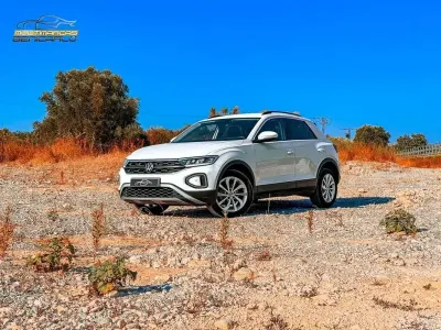 Usado VW T-Roc Life 116 CV (85 kW) 2023 Blanco SUV