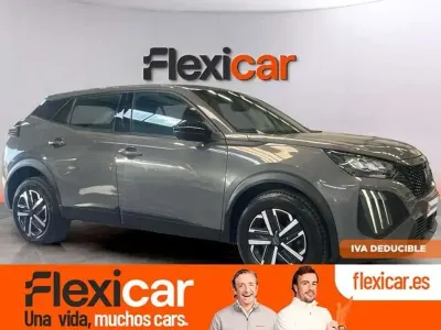 Usado Peugeot 2008 Active 102 CV (75 kW) 2023 Gris SUV