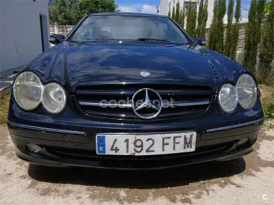 Käytetty Mercedes CLK270