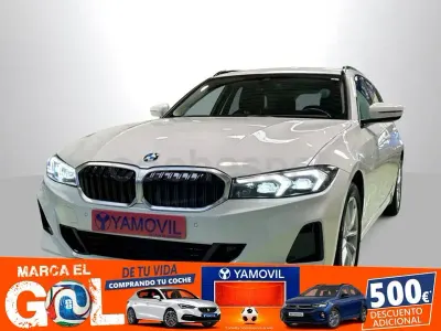 Usado BMW 318 Shadowline 150 CV (110 kW) 2023 Blanco Familiar