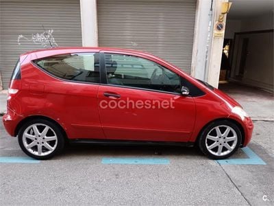 Rojo Usado 2008 Mercedes A180 Avantgarde Berlina | 2950 € (Super precio)
