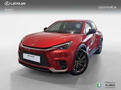Usado Lexus LBX 101 CV (74 kW) 2025 Rojo SUV