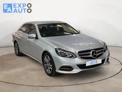 Usado Mercedes E250 Avantgarde 211 CV (155 kW) 2016 Gris / plata Berlina