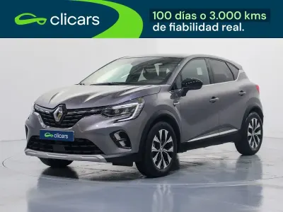 Usado Renault Captur Techno 140 CV (102 kW) 2023 Gris SUV