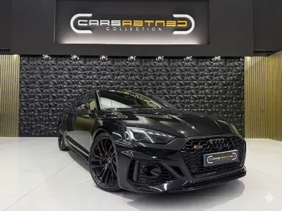 Usado Audi RS5 Sportback 450 CV (330 kW) 2021 Negro Berlina