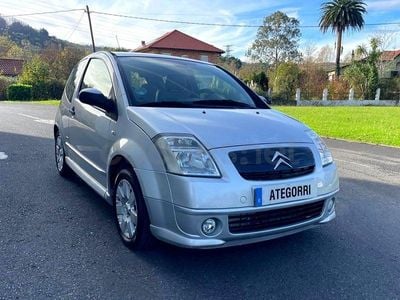 Usado Citroën C2 VTR Sport 75 CV (55 kW) 2007 Gris / plata Utilitario