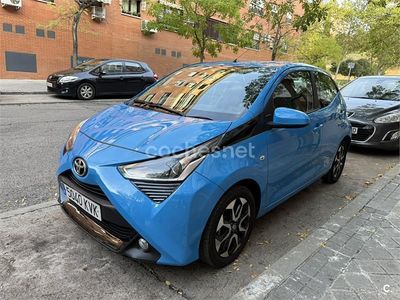 Occasion Toyota Aygo X-play 69 PK (50 kW) 2019 Blauw Hatchback