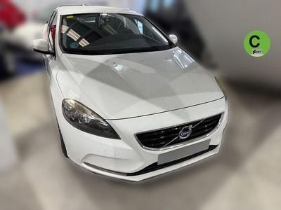 Blanco Usado 2016 Volvo V40 Momentum | 11.890 € (Precio justo)