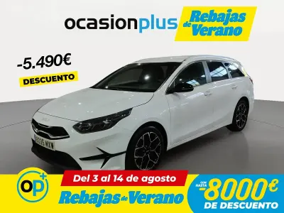 Usado Kia Ceed Style 100 CV (73 kW) 2025 Blanco Utilitario
