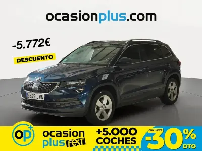 Usado Skoda Karoq Ambition 150 CV (110 kW) 2022 Azul SUV